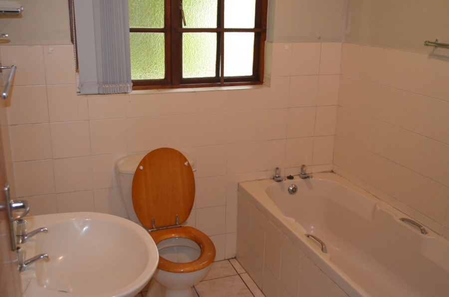 3 Bedroom Property for Sale in Denneoord Western Cape